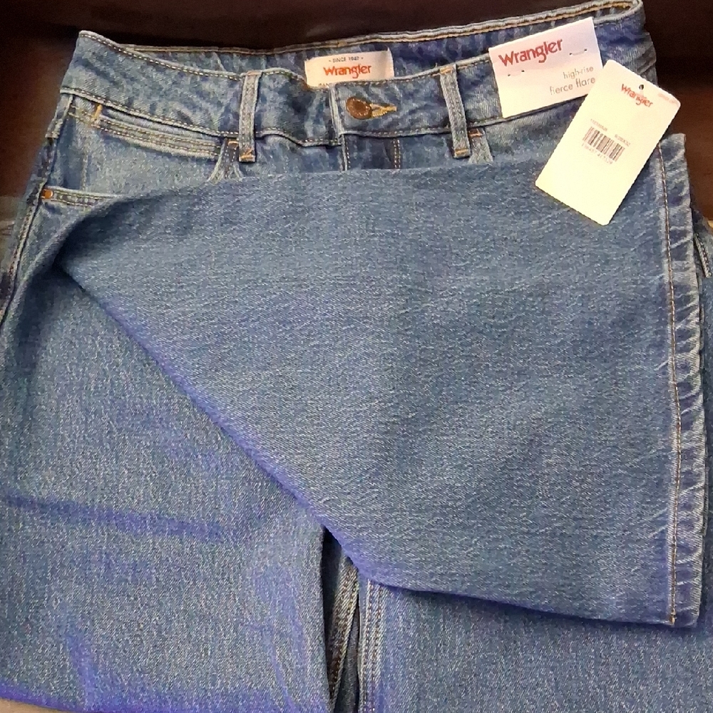 NWT Wrangler Original Flare Leg Jean